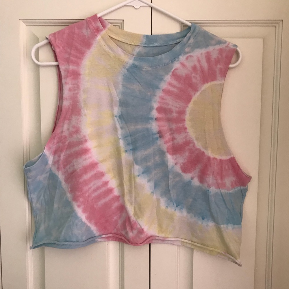 Pastel Tie Dye Crop Top size Medium